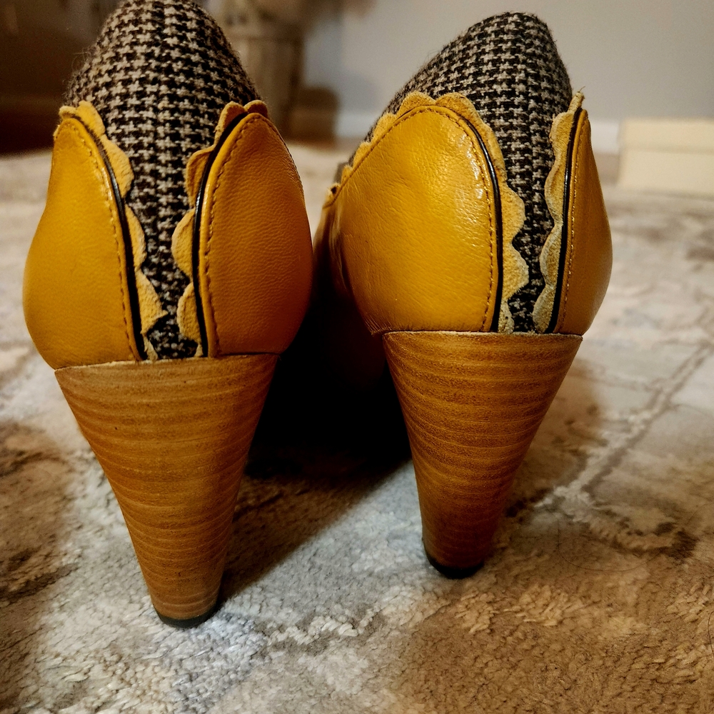 Poetic License Yellow Leather & Houndstooth Lace-Up Loafers - Picture 7 of 10